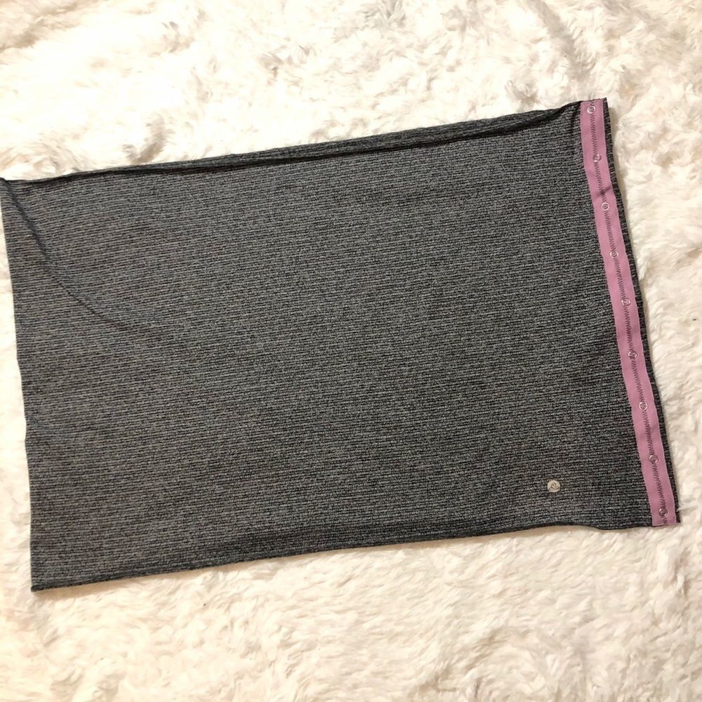 APANA REVERSIBLE INFINITY SCARF 27”x 18” gray, EUC